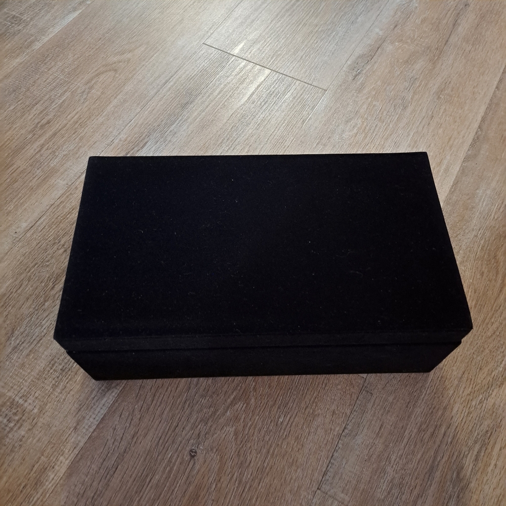 Things Remembered Black Velvet Accessory Storage Box